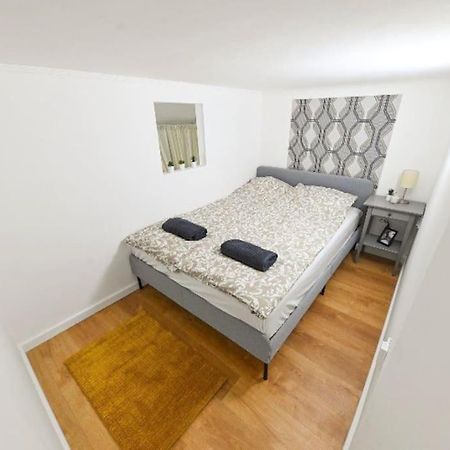 2 Bedroom Flat In Damjanich Str., Hirsch Budapest Exterior photo